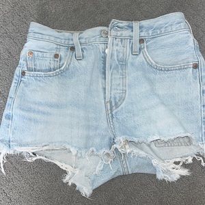 Levi 501 Jean shorts